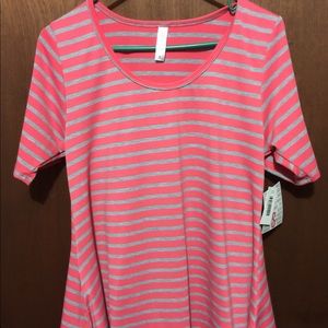 Brand New LuLaRoe top